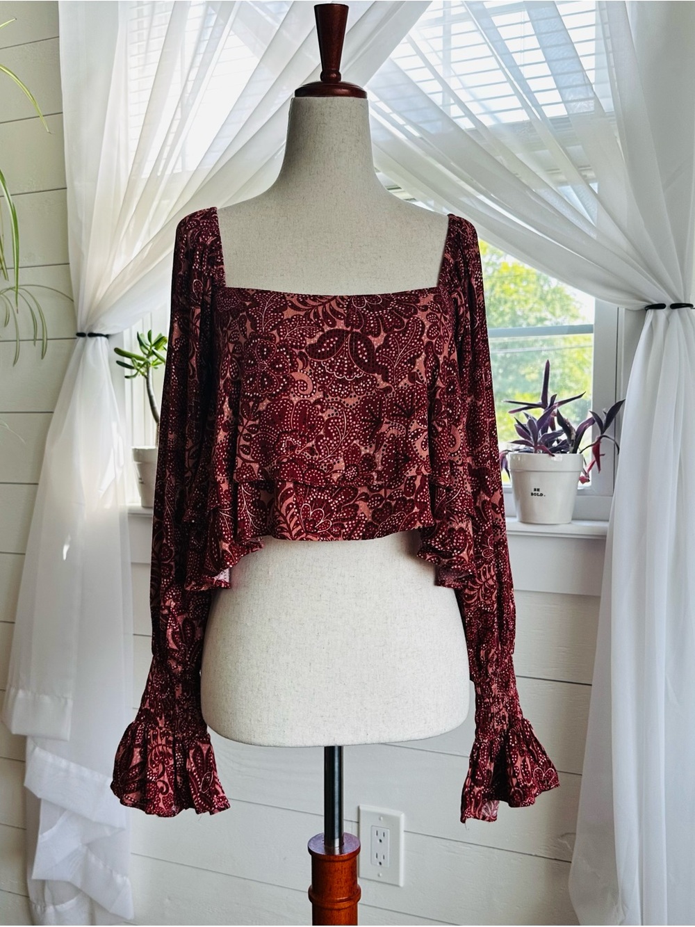 VICI Burgundy Paisley Cropped Bell Sleeve Blouse Top Small